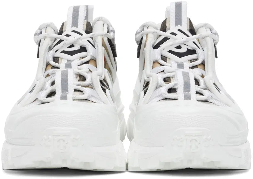 BURBERRY - SNEAKER Metroutfits